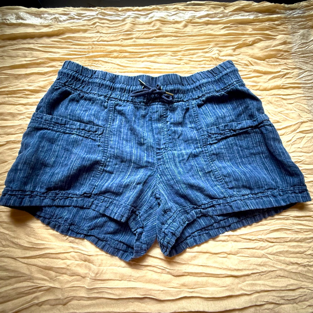 Athleta Women's linen Shorts